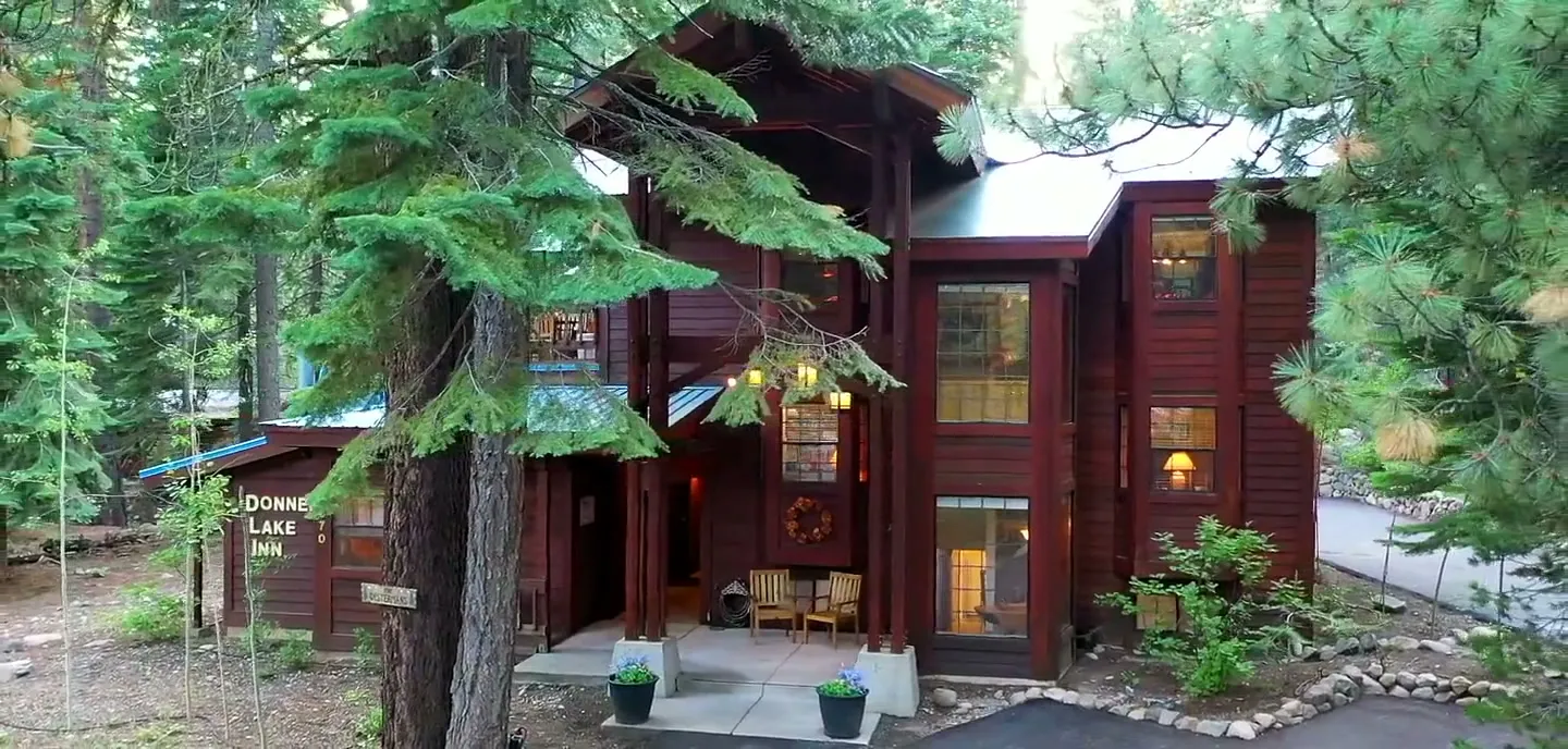 Donner Lake Inn among the pines